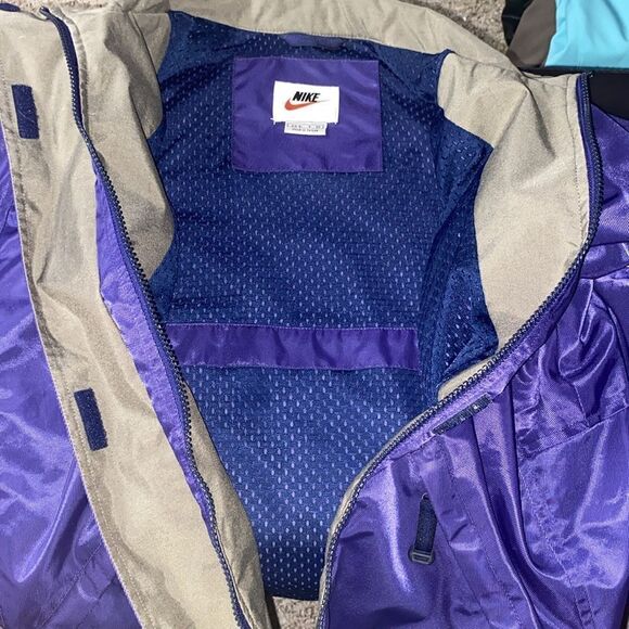 Nike Wm’s Sz Sm 4-6 Purple Nylon Full Zip Windbreaker Jacket - Picture 4 of 6